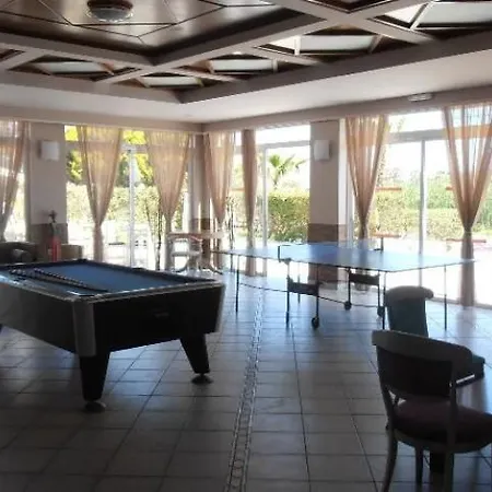 Hotel Nefeli 4*