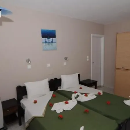 Nefeli Hotel 4*