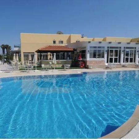 Nefeli Hotel 4*